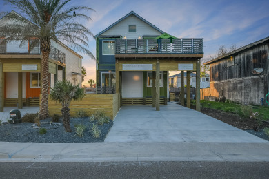 Lake House New Coastal Container Home! Pet friendly, Pool, walking distance to the beach, , on Gulf of Mexico - Port Aransas in Texas - Lakehouse Vacation Rental - Lake Home for rent on LakeHouseVacations.com