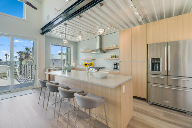 Lake House New Coastal Container Home! Pet friendly, Pool, walking distance to the beach, , on Gulf of Mexico - Port Aransas in Texas - Lakehouse Vacation Rental - Lake Home for rent on LakeHouseVacations.com