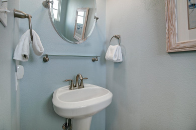 Lake House Private pool, pet friendly, near the beach!, , on Gulf of Mexico - Port Aransas in Texas - Lakehouse Vacation Rental - Lake Home for rent on LakeHouseVacations.com
