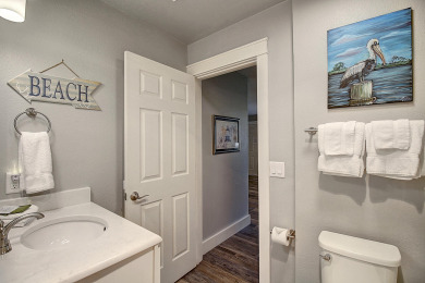 Lake House Cozy Getaway Near the Beach. Large heated pool! Only a block to the beach! , , on Gulf of Mexico - Port Aransas in Texas - Lakehouse Vacation Rental - Lake Home for rent on LakeHouseVacations.com