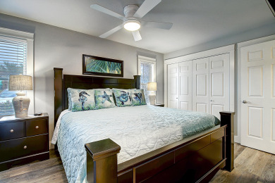 Lake House Cozy Getaway Near the Beach. Large heated pool! Only a block to the beach! , , on Gulf of Mexico - Port Aransas in Texas - Lakehouse Vacation Rental - Lake Home for rent on LakeHouseVacations.com