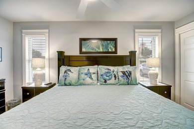 Lake House Cozy Getaway Near the Beach. Large heated pool! Only a block to the beach! , , on Gulf of Mexico - Port Aransas in Texas - Lakehouse Vacation Rental - Lake Home for rent on LakeHouseVacations.com