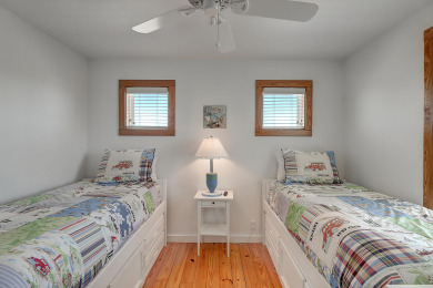 Lake House A tropical oasis Pet Friendly Community Pool Gas and Charcoal Grill, , on Gulf of Mexico - Port Aransas in Texas - Lakehouse Vacation Rental - Lake Home for rent on LakeHouseVacations.com