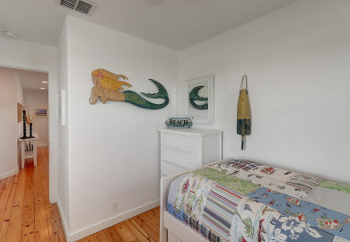 Lake House A tropical oasis Pet Friendly Community Pool Gas and Charcoal Grill, , on Gulf of Mexico - Port Aransas in Texas - Lakehouse Vacation Rental - Lake Home for rent on LakeHouseVacations.com
