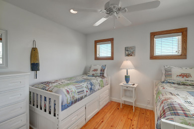 Lake House A tropical oasis Pet Friendly Community Pool Gas and Charcoal Grill, , on Gulf of Mexico - Port Aransas in Texas - Lakehouse Vacation Rental - Lake Home for rent on LakeHouseVacations.com