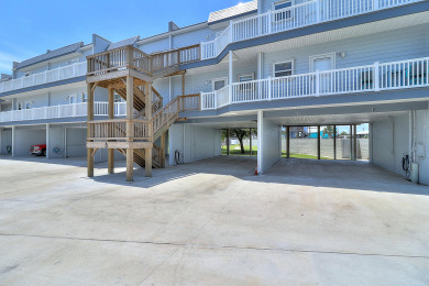 Lake House Cozy condo - community pool, lighted fishing, pier boat slips, tennis anyone, , on Gulf of Mexico - Port Aransas in Texas - Lakehouse Vacation Rental - Lake Home for rent on LakeHouseVacations.com