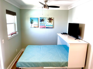 Lake House Cozy condo - community pool, lighted fishing, pier boat slips, tennis anyone, , on Gulf of Mexico - Port Aransas in Texas - Lakehouse Vacation Rental - Lake Home for rent on LakeHouseVacations.com