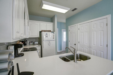 Lake House Something for everyone, gazebo, gameroom, walk to beach, community pool, , on Gulf of Mexico - Port Aransas in Texas - Lakehouse Vacation Rental - Lake Home for rent on LakeHouseVacations.com