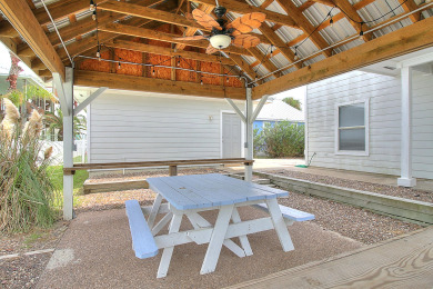 Lake House Something for everyone, gazebo, gameroom, walk to beach, community pool, , on Gulf of Mexico - Port Aransas in Texas - Lakehouse Vacation Rental - Lake Home for rent on LakeHouseVacations.com