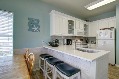 Lake House Something for everyone, gazebo, gameroom, walk to beach, community pool, , on Gulf of Mexico - Port Aransas in Texas - Lakehouse Vacation Rental - Lake Home for rent on LakeHouseVacations.com