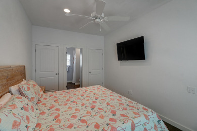 Lake House Pet friendly, 2 heated community pools, gated community, near the beach!, , on Gulf of Mexico - Port Aransas in Texas - Lakehouse Vacation Rental - Lake Home for rent on LakeHouseVacations.com