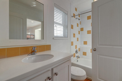 Lake House Pet friendly, 2 heated community pools, gated community, near the beach!, , on Gulf of Mexico - Port Aransas in Texas - Lakehouse Vacation Rental - Lake Home for rent on LakeHouseVacations.com
