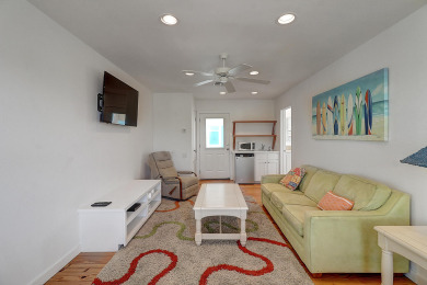 Lake House Pet friendly, 2 heated community pools, gated community, near the beach!, , on Gulf of Mexico - Port Aransas in Texas - Lakehouse Vacation Rental - Lake Home for rent on LakeHouseVacations.com