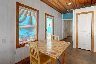 Lake House Pet friendly, 2 heated community pools, gated community, near the beach!, , on Gulf of Mexico - Port Aransas in Texas - Lakehouse Vacation Rental - Lake Home for rent on LakeHouseVacations.com