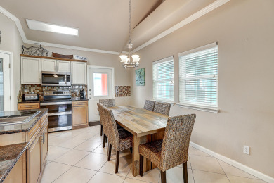 Lake House Spacious Pet-Friendly Home w2 Master Suites just Steps from the Beach!, , on Gulf of Mexico - Port Aransas in Texas - Lakehouse Vacation Rental - Lake Home for rent on LakeHouseVacations.com