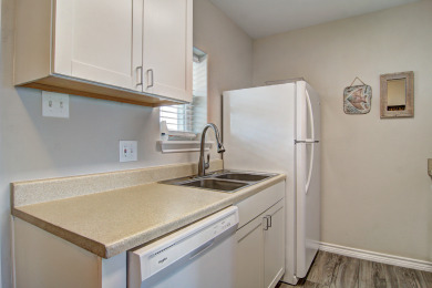 Lake House Beautiful gulf views from this Sea Isle Village condo!, , on Gulf of Mexico - Port Aransas in Texas - Lakehouse Vacation Rental - Lake Home for rent on LakeHouseVacations.com