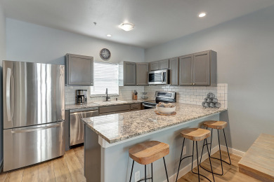 Lake House Meridian Condos - Pet friendly, Sleeps 10!, , on Gulf of Mexico - Port Aransas in Texas - Lakehouse Vacation Rental - Lake Home for rent on LakeHouseVacations.com