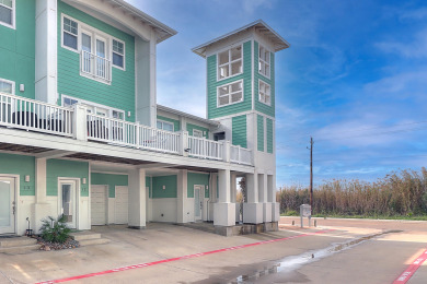 Lake House Meridian Condos - Pet friendly, Sleeps 10!, , on Gulf of Mexico - Port Aransas in Texas - Lakehouse Vacation Rental - Lake Home for rent on LakeHouseVacations.com