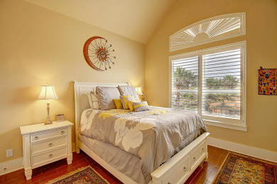 Lake House Gorgeous pet friendly home right on the beach! Heated Community Pool!, , on Gulf of Mexico - Port Aransas in Texas - Lakehouse Vacation Rental - Lake Home for rent on LakeHouseVacations.com