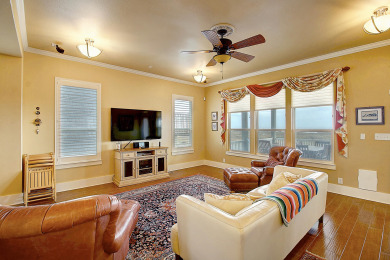 Lake House Gorgeous pet friendly home right on the beach! Heated Community Pool!, , on Gulf of Mexico - Port Aransas in Texas - Lakehouse Vacation Rental - Lake Home for rent on LakeHouseVacations.com