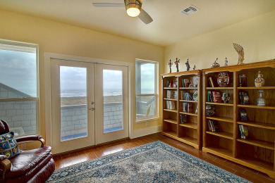 Lake House Gorgeous pet friendly home right on the beach! Heated Community Pool!, , on Gulf of Mexico - Port Aransas in Texas - Lakehouse Vacation Rental - Lake Home for rent on LakeHouseVacations.com