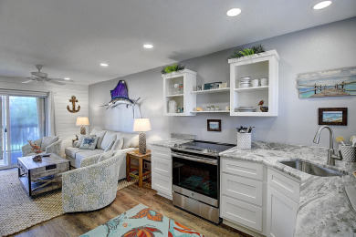 Lake House Hidden gem just steps away from the community pool & private fishing pier!, , on Gulf of Mexico - Port Aransas in Texas - Lakehouse Vacation Rental - Lake Home for rent on LakeHouseVacations.com