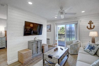 Lake House Hidden gem just steps away from the community pool & private fishing pier!, , on Gulf of Mexico - Port Aransas in Texas - Lakehouse Vacation Rental - Lake Home for rent on LakeHouseVacations.com