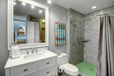 Lake House Beautifully updated condo, community pool, private fishing pier!, , on Gulf of Mexico - Port Aransas in Texas - Lakehouse Vacation Rental - Lake Home for rent on LakeHouseVacations.com