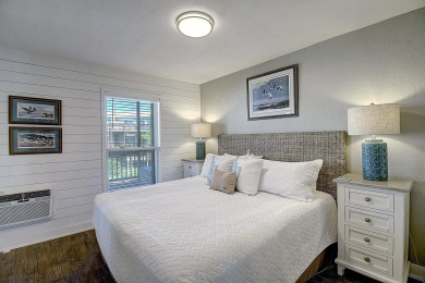 Lake House Beautifully updated condo, community pool, private fishing pier!, , on Gulf of Mexico - Port Aransas in Texas - Lakehouse Vacation Rental - Lake Home for rent on LakeHouseVacations.com