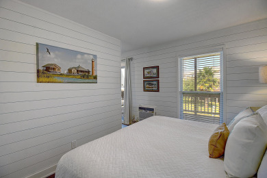 Lake House Beautifully updated condo, community pool, private fishing pier!, , on Gulf of Mexico - Port Aransas in Texas - Lakehouse Vacation Rental - Lake Home for rent on LakeHouseVacations.com