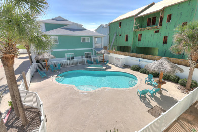 Lake House Short distance to the beach, community pool and hot tub!, , on Gulf of Mexico - Port Aransas in Texas - Lakehouse Vacation Rental - Lake Home for rent on LakeHouseVacations.com