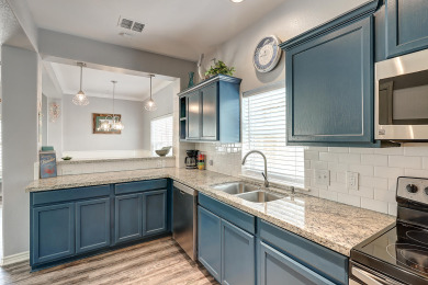 Lake House Short distance to the beach, community pool and hot tub!, , on Gulf of Mexico - Port Aransas in Texas - Lakehouse Vacation Rental - Lake Home for rent on LakeHouseVacations.com