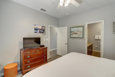 Lake House Short distance to the beach, community pool and hot tub!, , on Gulf of Mexico - Port Aransas in Texas - Lakehouse Vacation Rental - Lake Home for rent on LakeHouseVacations.com