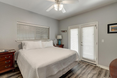 Lake House Short distance to the beach, community pool and hot tub!, , on Gulf of Mexico - Port Aransas in Texas - Lakehouse Vacation Rental - Lake Home for rent on LakeHouseVacations.com