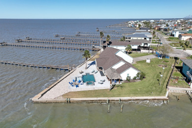 Lake House Amazing Pool, Hottub, Pier, Palaypa, Fire pit and BBQ Area!, , on Gulf of Mexico - Aransas Bay in Texas - Lakehouse Vacation Rental - Lake Home for rent on LakeHouseVacations.com