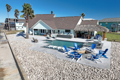 Lake House Amazing Pool, Hottub, Pier, Palaypa, Fire pit and BBQ Area!, , on Gulf of Mexico - Aransas Bay in Texas - Lakehouse Vacation Rental - Lake Home for rent on LakeHouseVacations.com