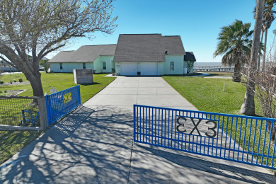 Lake House Amazing Pool, Hottub, Pier, Palaypa, Fire pit and BBQ Area!, , on Gulf of Mexico - Aransas Bay in Texas - Lakehouse Vacation Rental - Lake Home for rent on LakeHouseVacations.com