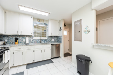 Lake House Pet Friendly, Waterfront Condo with Private Deck & Reserved Boat Slip, , on Gulf of Mexico - Corpus Christi in Texas - Lakehouse Vacation Rental - Lake Home for rent on LakeHouseVacations.com