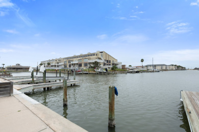 Lake House Pet Friendly, Waterfront Condo with Private Deck & Reserved Boat Slip, , on Gulf of Mexico - Corpus Christi in Texas - Lakehouse Vacation Rental - Lake Home for rent on LakeHouseVacations.com