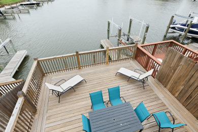 Lake House Pet Friendly, Waterfront Condo with Private Deck & Reserved Boat Slip, , on Gulf of Mexico - Corpus Christi in Texas - Lakehouse Vacation Rental - Lake Home for rent on LakeHouseVacations.com