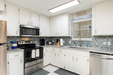 Lake House Pet Friendly, Waterfront Condo with Private Deck & Reserved Boat Slip, , on Gulf of Mexico - Corpus Christi in Texas - Lakehouse Vacation Rental - Lake Home for rent on LakeHouseVacations.com