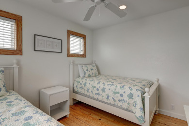 Lake House Sleeps 10, Pet Friendly, Community Pool, Boat Parking, , on Gulf of Mexico - Port Aransas in Texas - Lakehouse Vacation Rental - Lake Home for rent on LakeHouseVacations.com