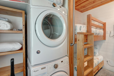 Lake House Sleeps 10, Pet Friendly, Community Pool, Boat Parking, , on Gulf of Mexico - Port Aransas in Texas - Lakehouse Vacation Rental - Lake Home for rent on LakeHouseVacations.com