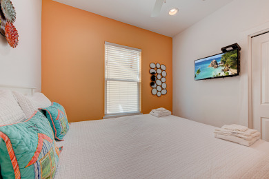Lake House Private pool, Great In-town Gated community! Close to the beach! , , on Gulf of Mexico - Port Aransas in Texas - Lakehouse Vacation Rental - Lake Home for rent on LakeHouseVacations.com