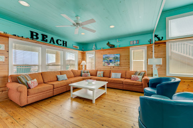 Lake House Private pool, Great In-town Gated community! Close to the beach! , , on Gulf of Mexico - Port Aransas in Texas - Lakehouse Vacation Rental - Lake Home for rent on LakeHouseVacations.com