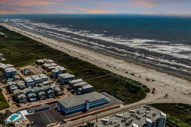 Lake House Beachfront Hotel! Great Views, Pool, Golf Cart accessible, Located In Town!, , on Gulf of Mexico - Port Aransas in Texas - Lakehouse Vacation Rental - Lake Home for rent on LakeHouseVacations.com