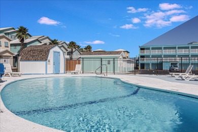 Lake House Beachfront Hotel! Great Views, Pool, Golf Cart accessible, Located In Town!, , on Gulf of Mexico - Port Aransas in Texas - Lakehouse Vacation Rental - Lake Home for rent on LakeHouseVacations.com