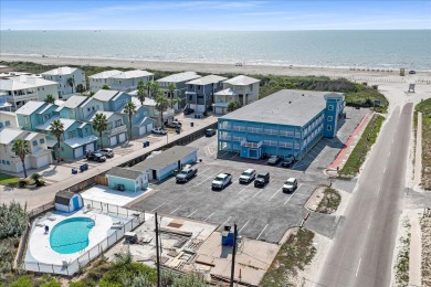 Lake House Beachfront Hotel! Great Views, Pool, Golf Cart accessible, Located In Town!, , on Gulf of Mexico - Port Aransas in Texas - Lakehouse Vacation Rental - Lake Home for rent on LakeHouseVacations.com