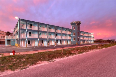 Lake House Beachfront Hotel! Great Views, Pool, Golf Cart accessible, Located In Town!, , on Gulf of Mexico - Port Aransas in Texas - Lakehouse Vacation Rental - Lake Home for rent on LakeHouseVacations.com