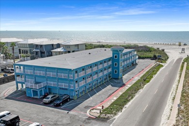 Lake House Beachfront Hotel! Great Views, Pool, Golf Cart accessible, Located In Town!, , on Gulf of Mexico - Port Aransas in Texas - Lakehouse Vacation Rental - Lake Home for rent on LakeHouseVacations.com